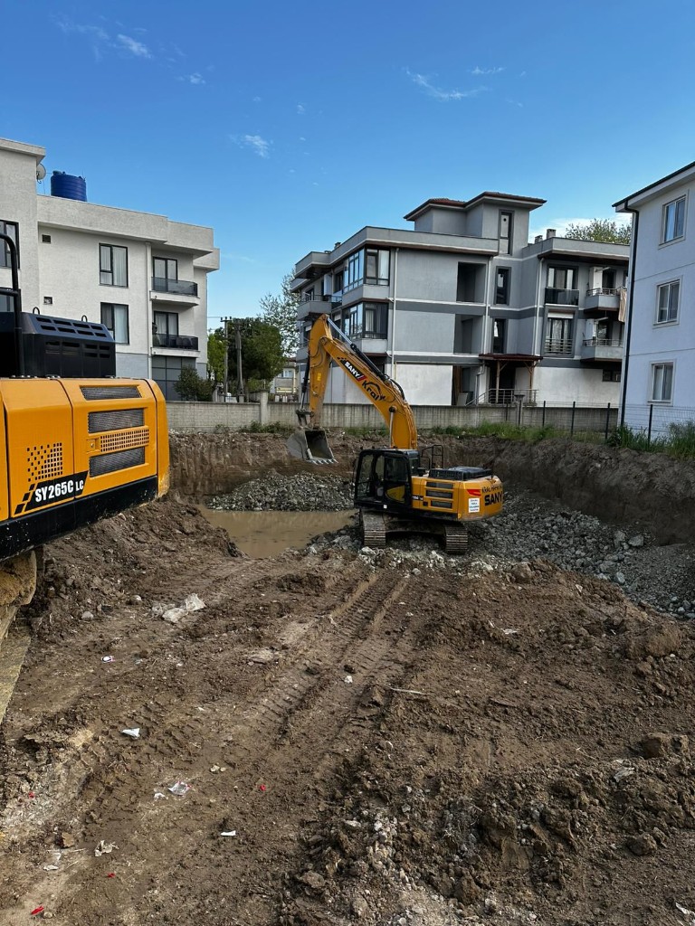 Sakarya Tuzla Mahallesi Bina Projesi uygulama aşaması kazı görünümü 2