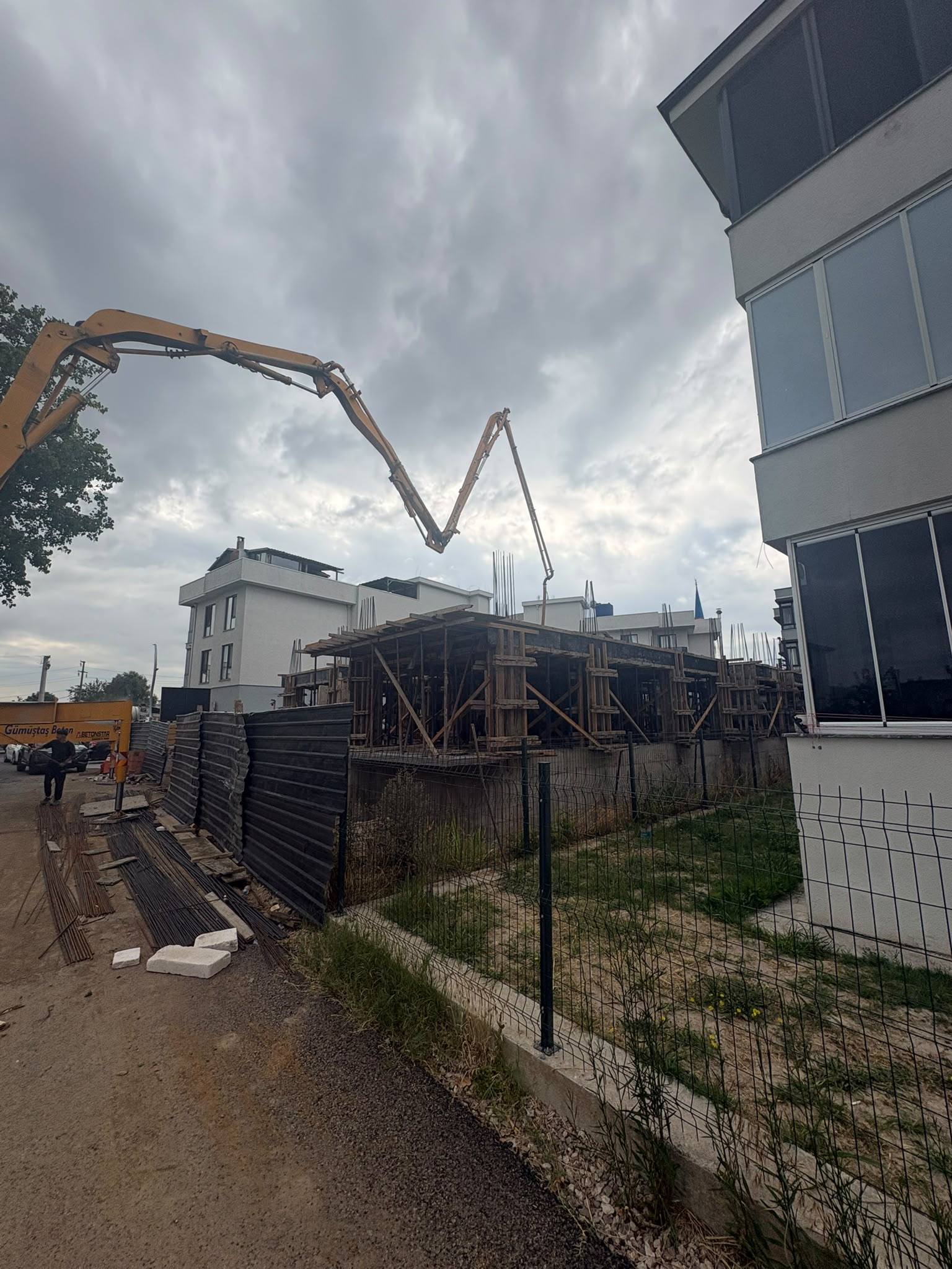 Sakarya Tuzla Mahallesi Bina Projesi uygulama aşaması saha genel görünümü 11
